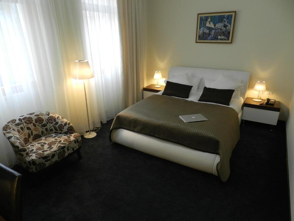 Boutique Hotel Kotoni Тирана Экстерьер фото