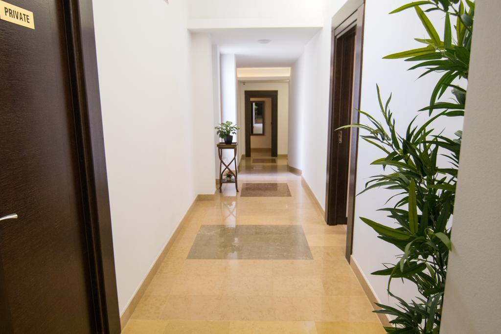 Boutique Hotel Kotoni Тирана Экстерьер фото